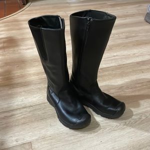 Keen Silverton waterproof wool lined tall leather boots